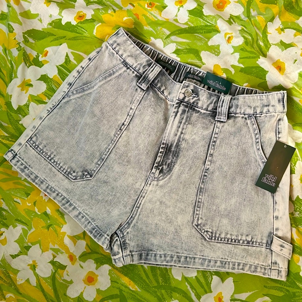 🩶 NWT [wild fable] high-rise utility shorts - Picture 2 of 4